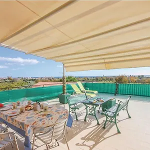 https://appartamenti-calliope-e-silvia-giardini-naxos.sicilyhotelsitaly.net